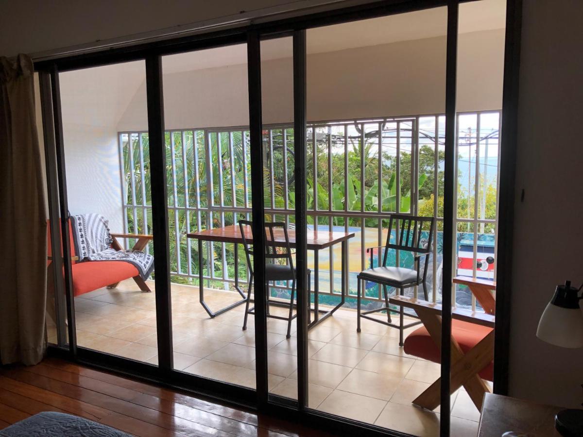 Cockatoo Studio Apartments Manuel Antonio Eksteriør billede
